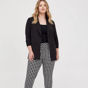 New black blazer with out tag